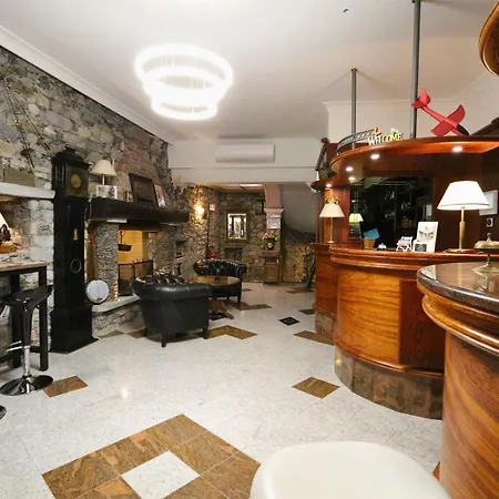Hotel Saini With Air Conditioning Stresa
