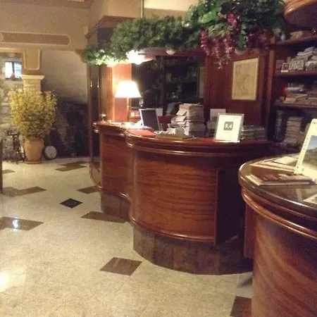 Hotel Saini With Air Conditioning