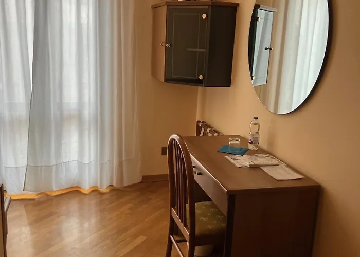 Ξενοδοχείο Saini With Air Conditioning