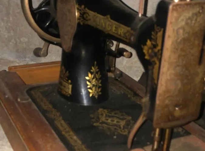 Saini With Air Conditioning 3* ستريزا